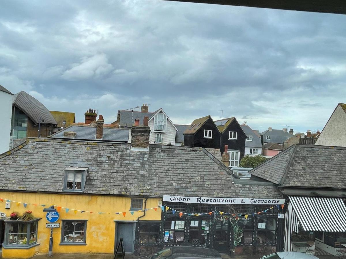 Fabulous Apartment Seconds From Beach By Whitstable-Holidays, Pudding Pan Extérieur photo